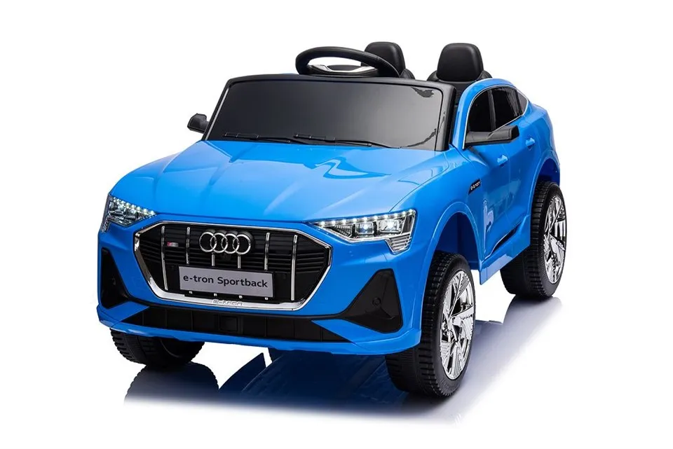 Játékautó vezetés