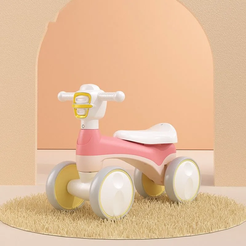 Csúsztatható kiegyensúlyozó autó négykerekű